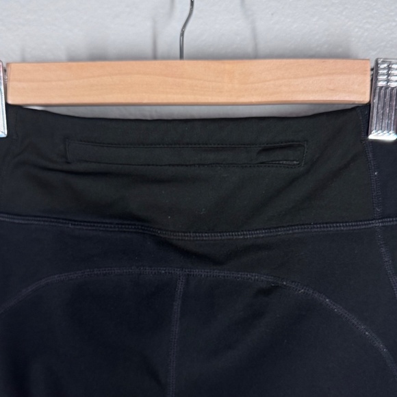 Med Nike Dri-FIT Black Running Leggings w/Reflective Stripes & Zippered Ankles - Picture 7 of 11